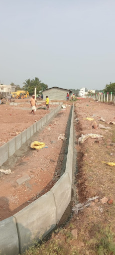 Concrete Kerb Stone - Half Battered